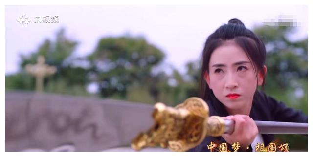 央视|央视晚会收视破2,韩红火力全开,李雪健眼神感人,孙俪温情破防