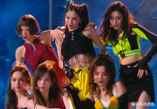 阿娇|阿娇调侃谢霆锋: 下季推荐王菲去《乘风破浪》怎样? 霆锋回答超搞笑