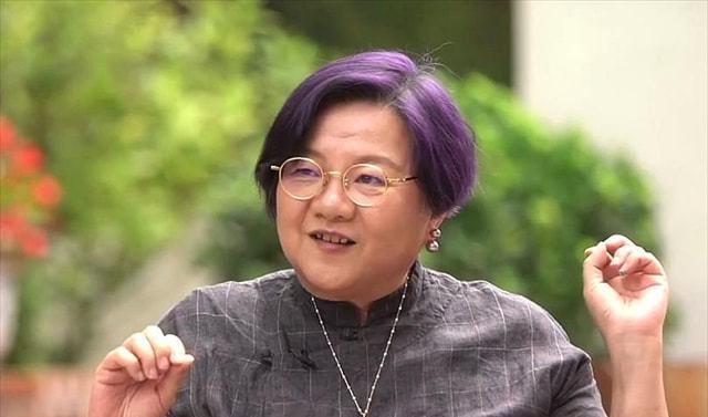 一婚拿绿卡,二婚嫁陈凯歌,四婚嫁装修工人,洪晃的依靠在哪儿?