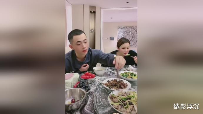 文静|吴迪当众人面霸道强吻文静,丈母娘羞红脸!球球北京上亿豪宅别墅,内景曝光!