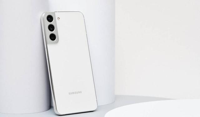 红米k50|直面屏才是YYDS，目前这三款很值得考虑，首选RedmiK50不后悔