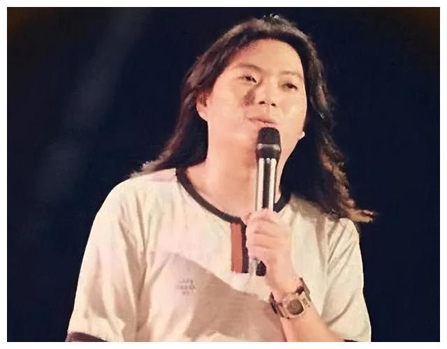 高晓松|大赞美国、参拜靖国神社，清华大学流失生高晓松也走到了今天！