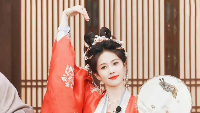 宁安如梦|《宁安如梦》制作人否认定档Q4！白鹿和张凌赫好好嗑，令人期待！