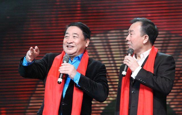 姜昆|姜昆在春晚舞台上称马三立为同志引发争议，难道称“老祖”就合适