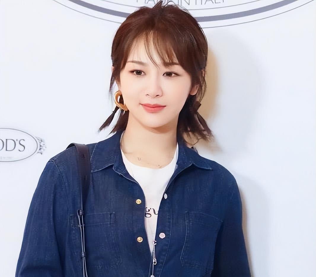 杨紫 杨紫的10年减肥之路：从130斤瘦到88斤变美，多次晒图否认动脸