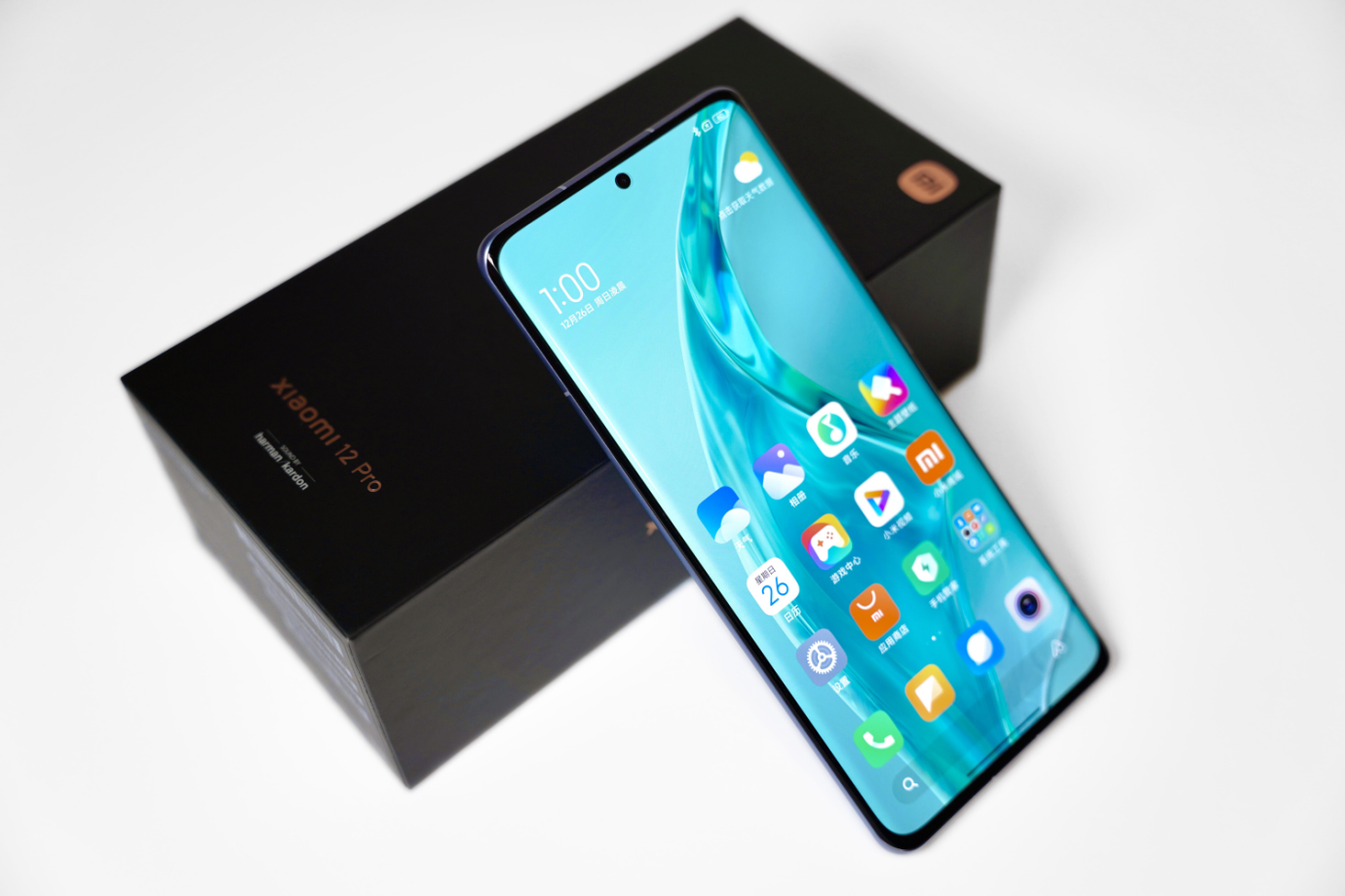 小米科技|小屏最终真香?从大屏用回小屏,我愿称小米12S为小屏之光