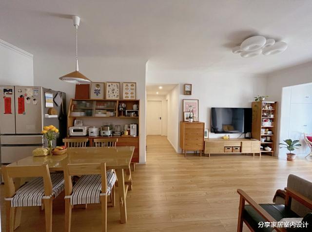 学她家环保装修,花心思打造原木风,越住越温馨,很有家的味道!