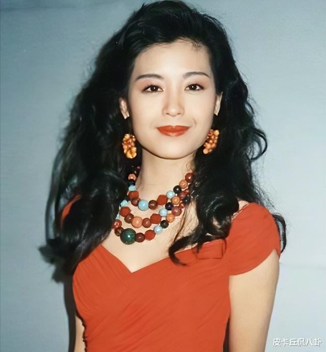 伍咏薇|伍咏薇：新婚13天老公去世，费力拿到900万遗产，她的心依旧很痛