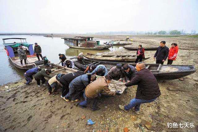 |长江禁渔三年后，鱼类数量太多咋办？网友建议开放休闲垂钓