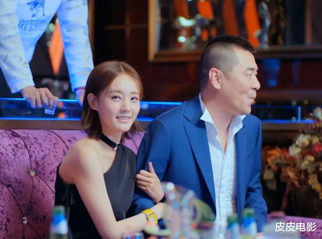 杨蓉|有颜值,有身材,又有金主,却死活捧不红,这20位女星成名太玄学