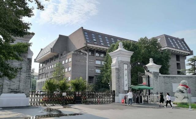 |2022文科高校排名预测，复旦能否超越人大？武汉大学或创新高