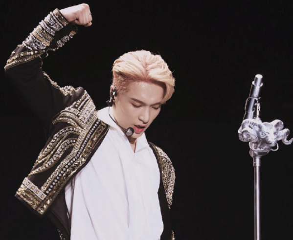 邓紫棋|太卷了！海拔两千米，张艺兴唱跳两个半小时，邓紫棋唱到缺氧头晕