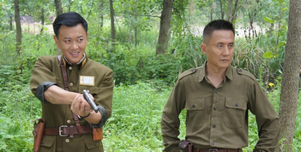 冯嘉怡|演员冯嘉怡:感恩贵人滕华涛,现实中的公司老总,戏里的“奸商”