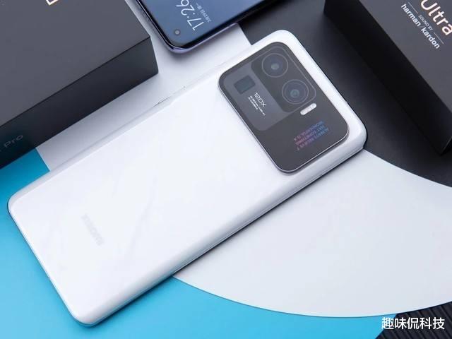 饭否|2021年降价的旗舰们尚能饭否？不仅性价比高还可能反向升级