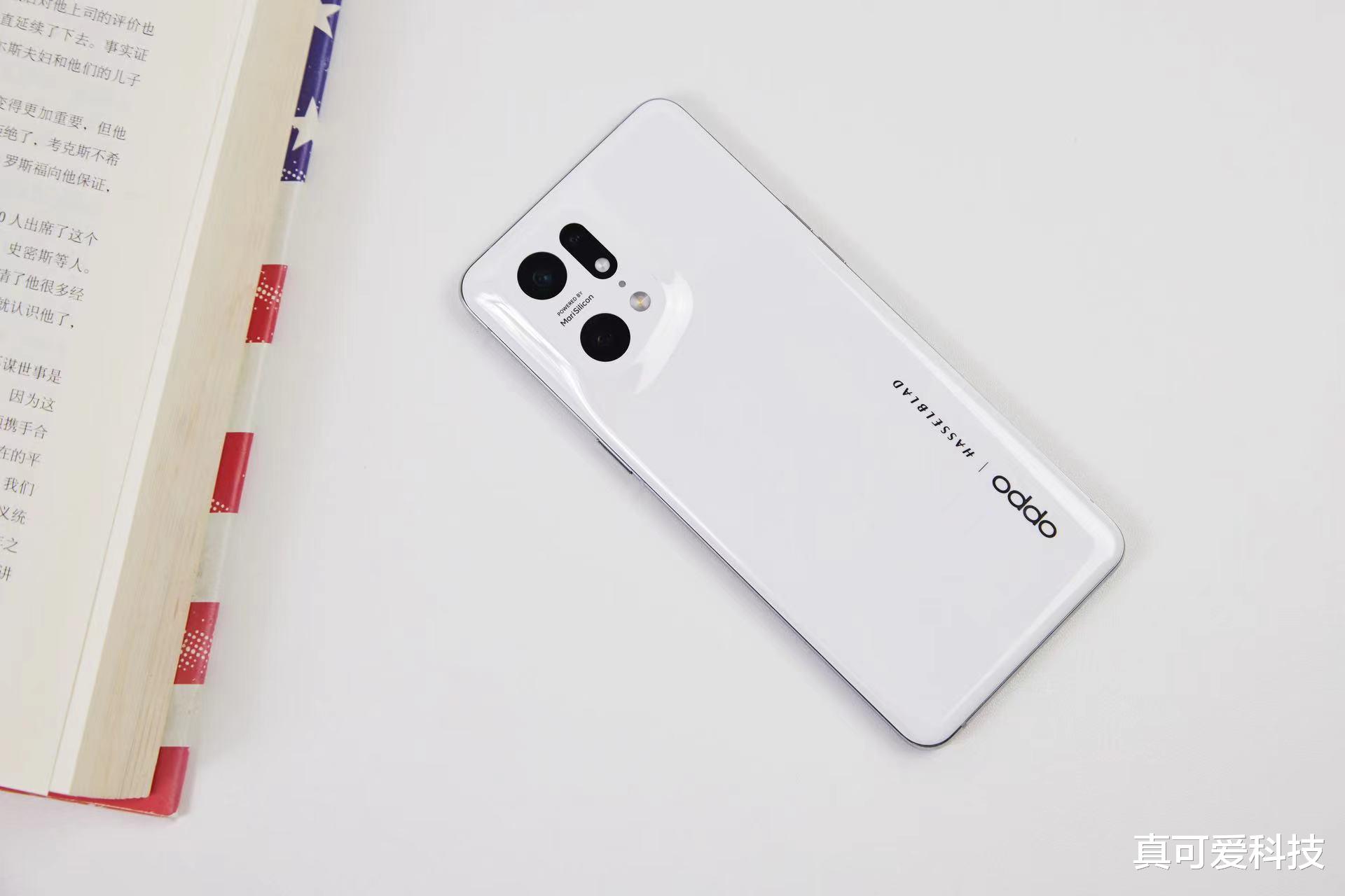 OPPO手机|父亲节送礼还得是它？适老化功能太实用，OPPO手机方向对了