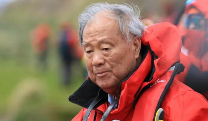 地球危险了?北极圈频繁出现神秘巨洞,专家:玛雅预言终将来袭