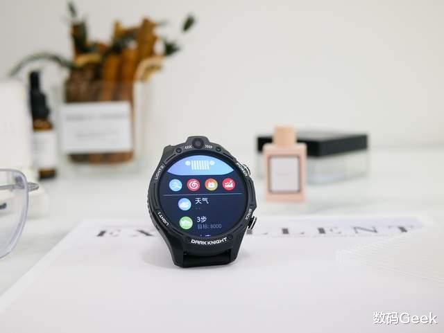 罗技|双摄像头可拍照，64GB+触摸屏的手表你见过吗？Jeep黑骑士评测