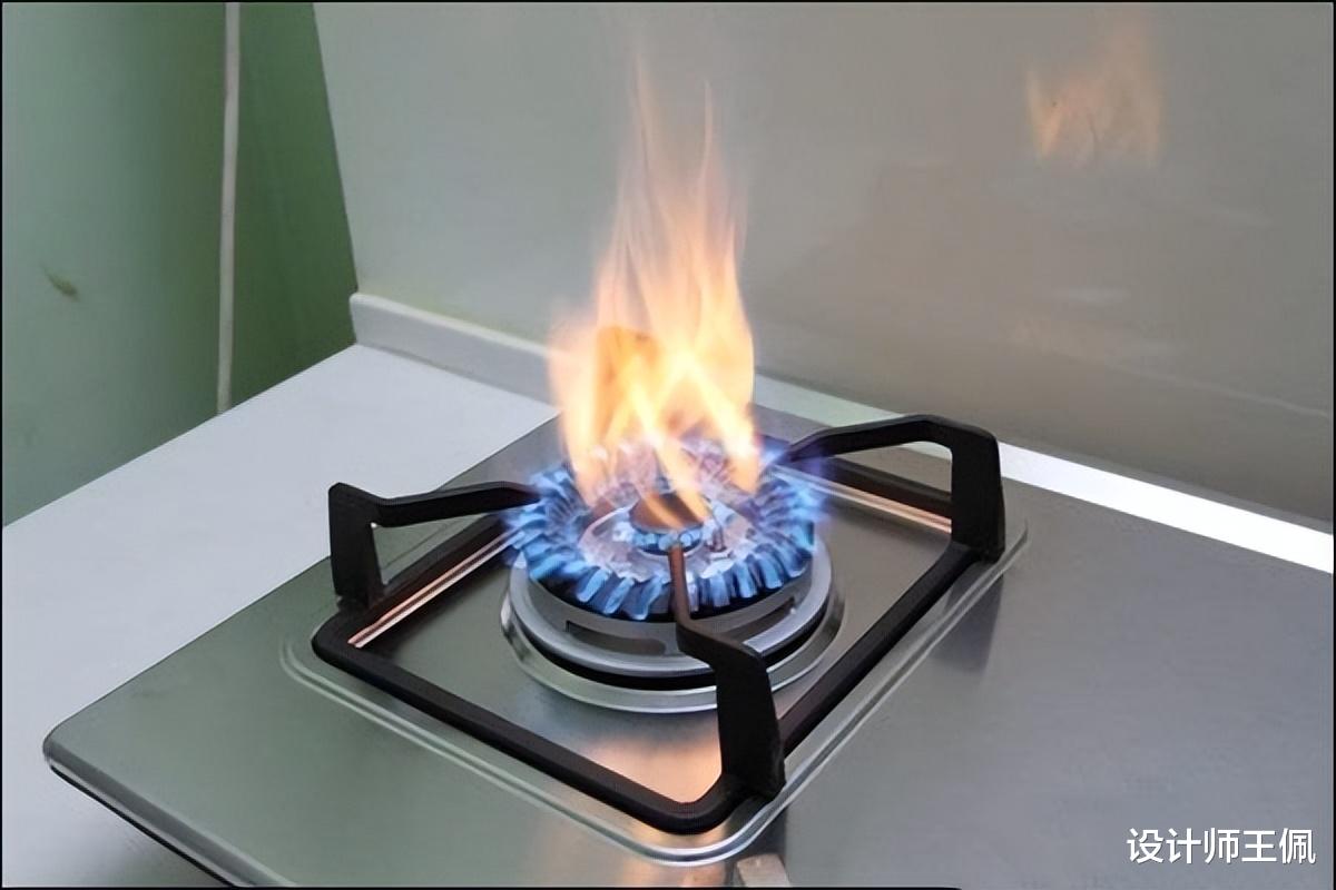 |各位“主妇”,请记住燃气灶5不买,不是“唬人”,是多年经验