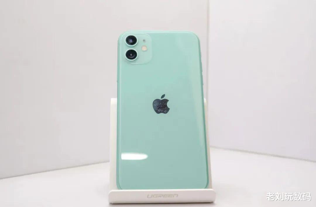 iphone xr|为什么它是最值得购买的二手苹果机，而不是iPhone XR？