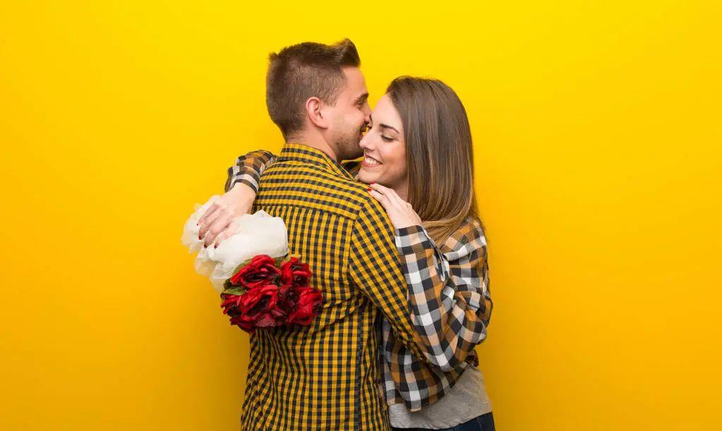 万茜|为什么秀恩爱，死得快？起底背后隐秘的心理动机，找到了3个原因