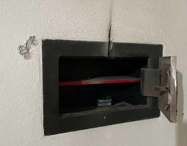住宅连遭盗窃7次,小偷带切割机嚣张上门