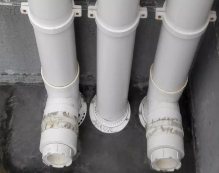 卫生间排水管的正确做法,你家做对了吗