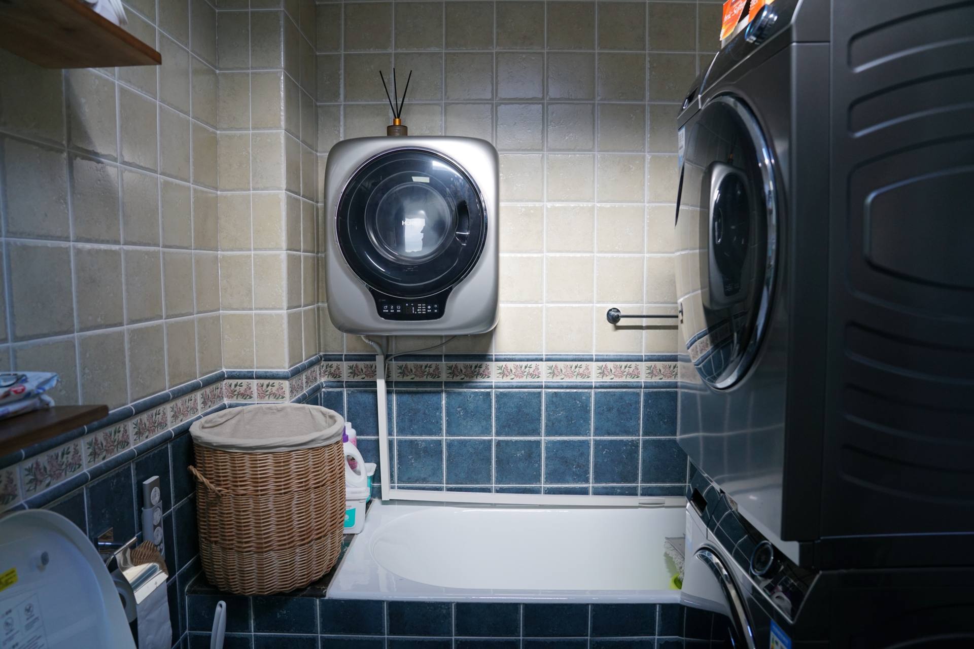 劳动节，我给主卫开了个天窗！Yeelight青空灯安装及体验实录