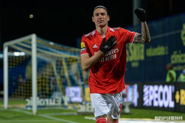 本菲卡|2-0，欧冠2冠王戏剧化一战！扑点+91分钟杀死比赛，巴萨旧将闪耀