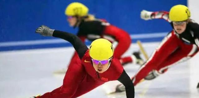 王濛|十天连登37个热搜，她早该火了