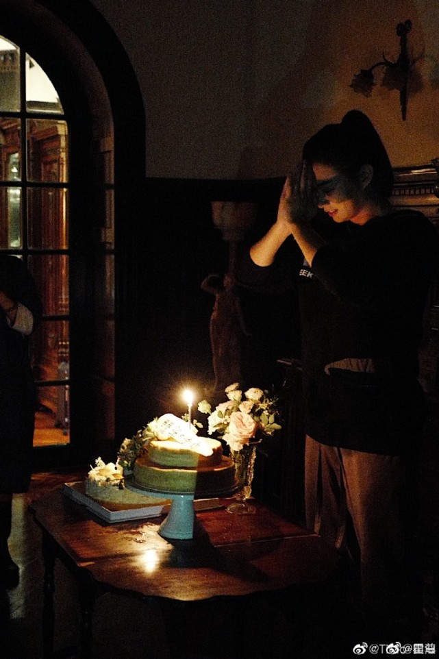 霍尊|陈露取保候审一年期满，霍尊代言人发文曝进展：这一年没白煎熬