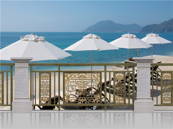 你知道铝艺阳台护栏有哪些优点吗？选择它的理由又是什么？