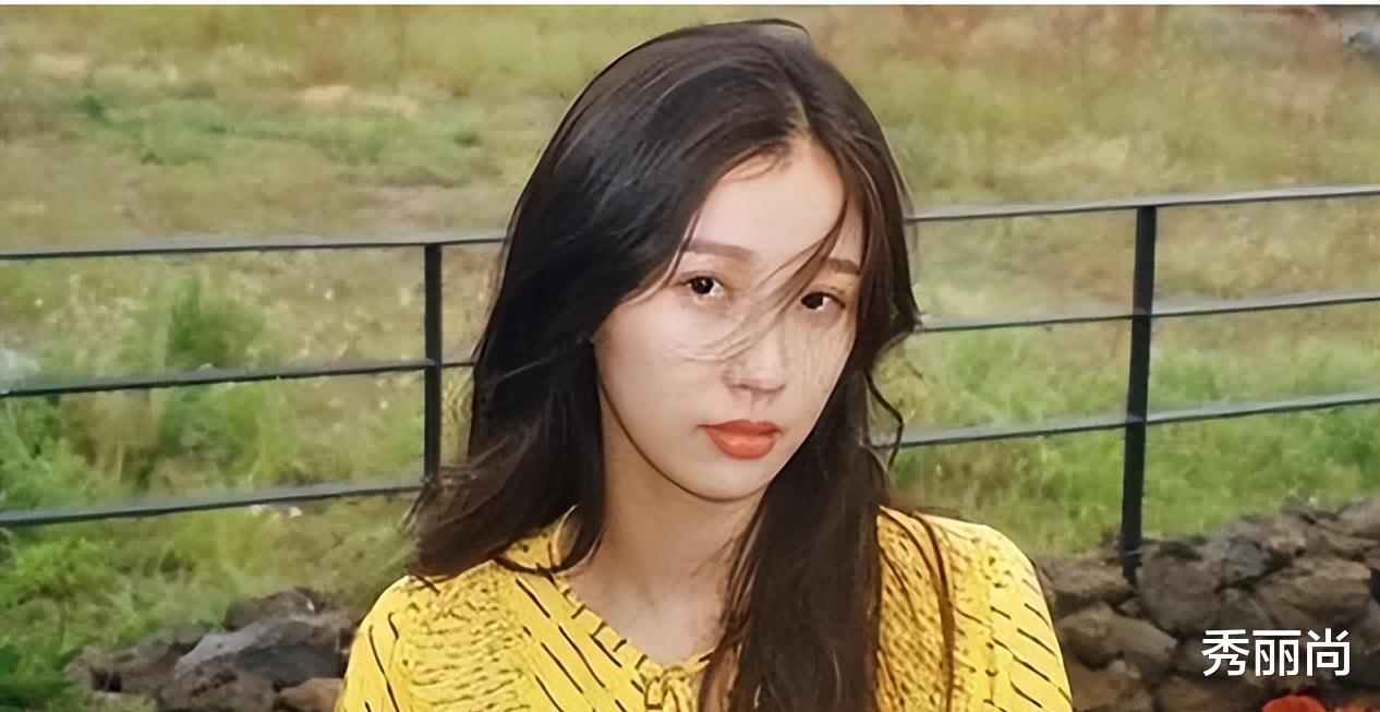 看似“平平无奇”，实则家世显赫！这12位明星的父母富得流油