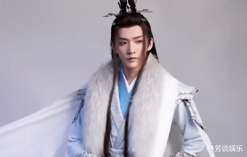 邓为|《长月烬明》未播，白鹿老板“作妖”，点评邓为大牌，网友：无语