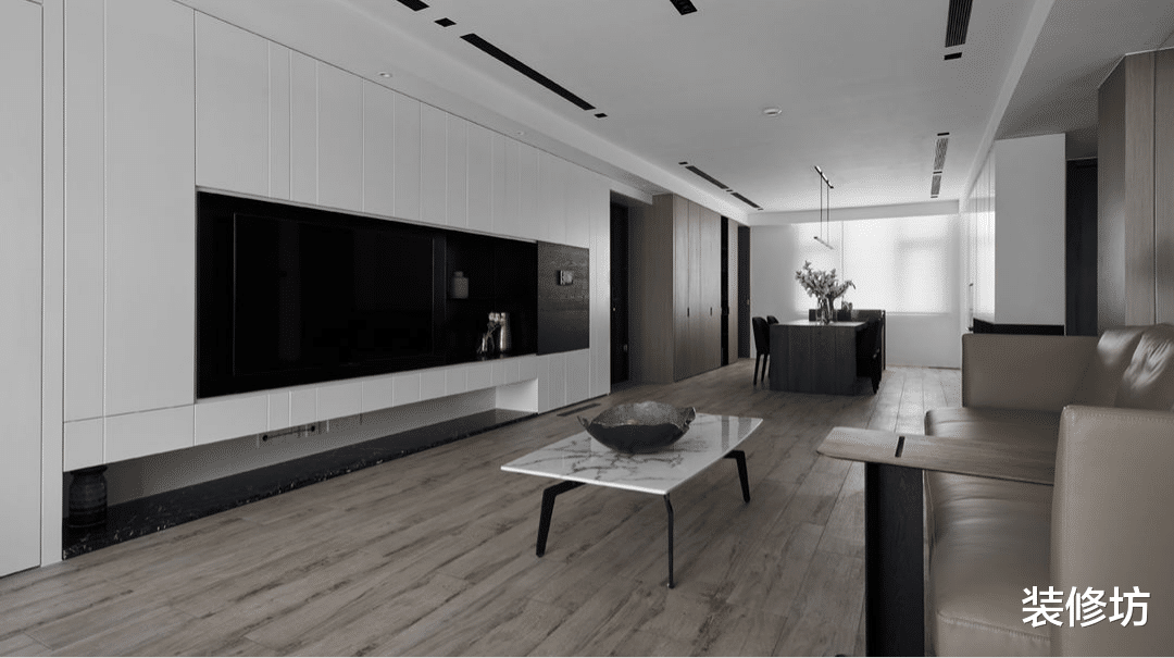 家就应该越住越舒服，如此精致的家，不多拍几张照片都可惜了