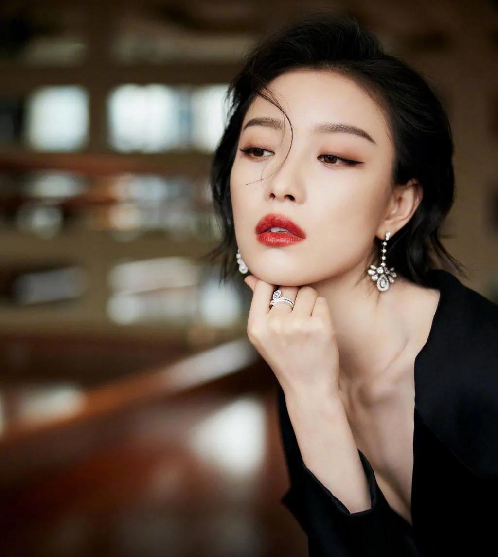 周冬雨|倪妮和周冬雨谁更美？