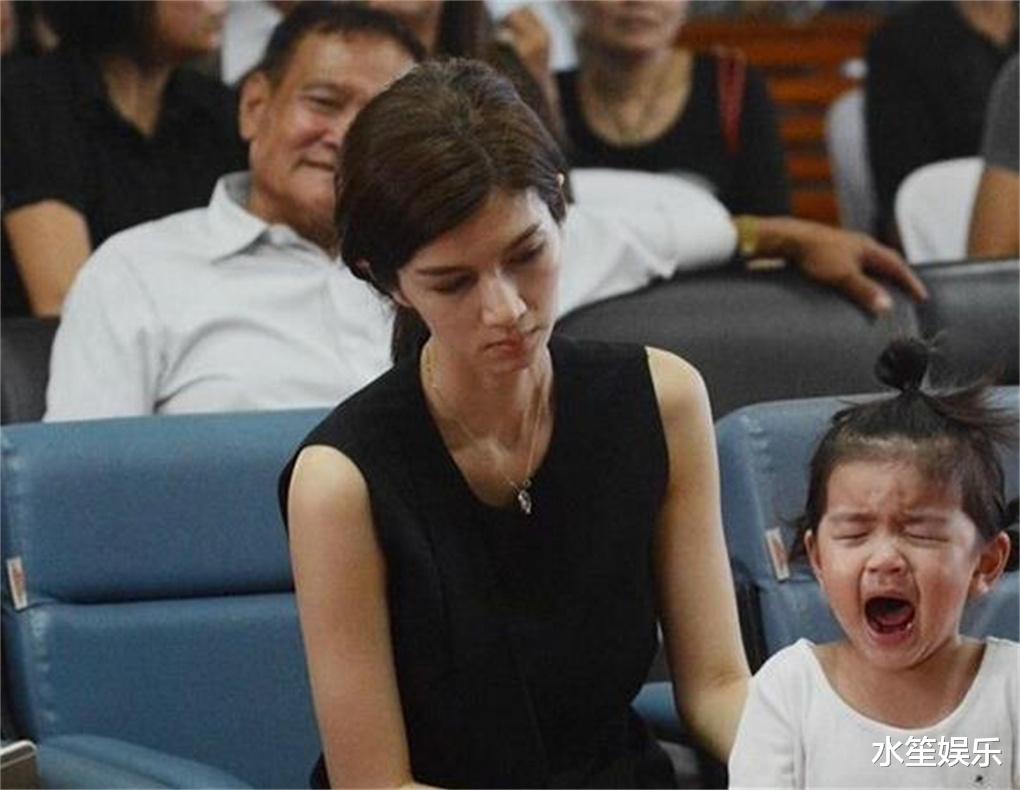 |3台男星Por去世6年多，美艳遗孀Bow仍单身，一心照顾两人的爱女