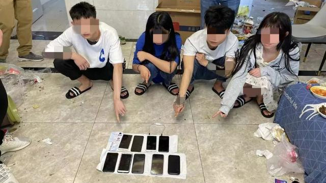胡某（19岁）、刘某（19岁），被抓！