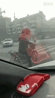 “和朋友一起住酒店，卫生间的小铁棍是干嘛的？”