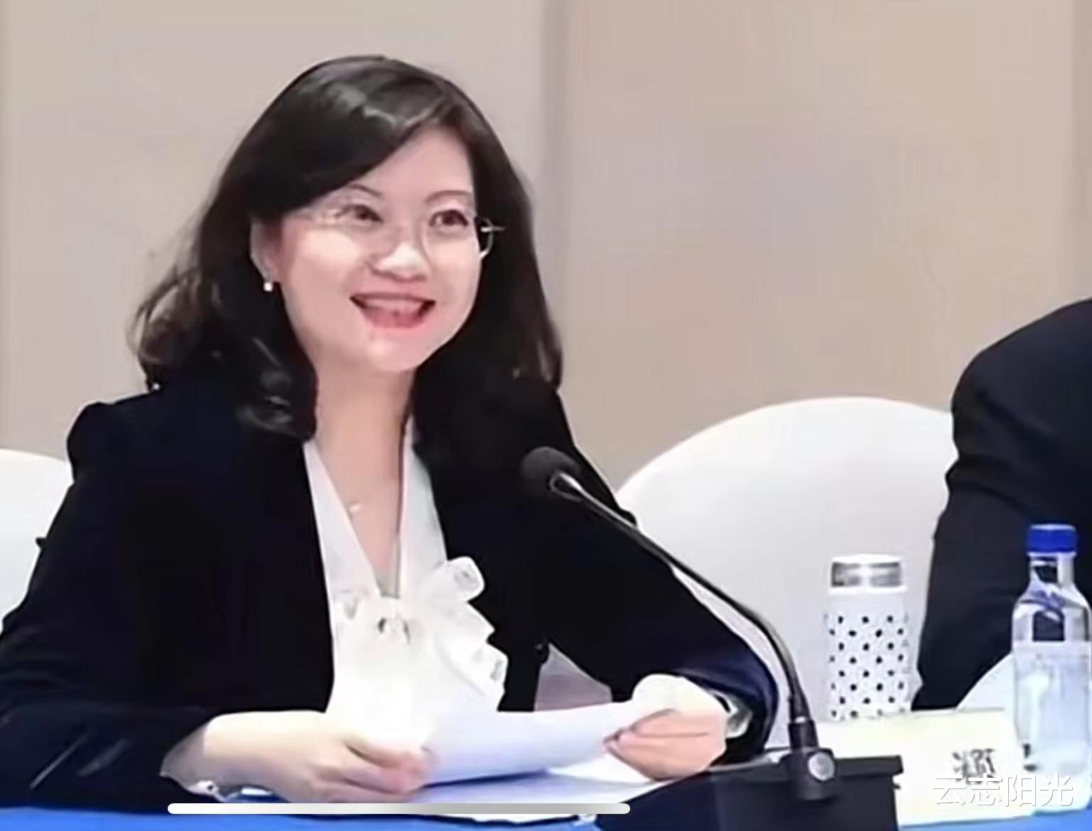 县委书记|正厅级段局长被飞速提拔，与多人有不正当关系，其中一位也是厅长