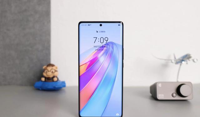 尼康|荣耀X40Max续写7.2英寸大屏，天玑1080+6000mAh，真有两把刷子