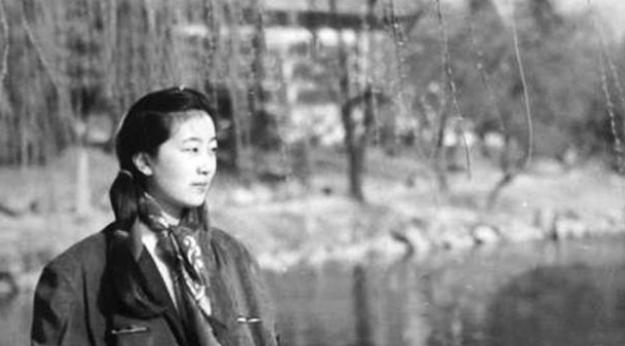 携妻隐居深山,两人把积蓄“350万”花完,现状不由令人感叹!