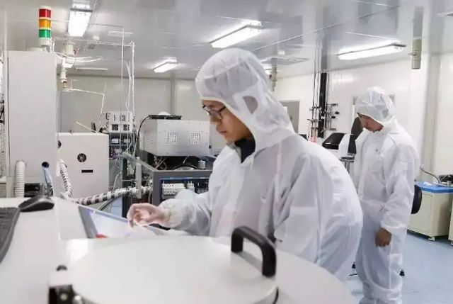 Adobe|“中国短痛，美国长痛”
