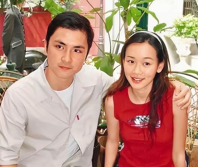 李泳豪|恭喜！TVB知名男星李泳豪迎来大婚，与台湾妻子热吻场面热闹