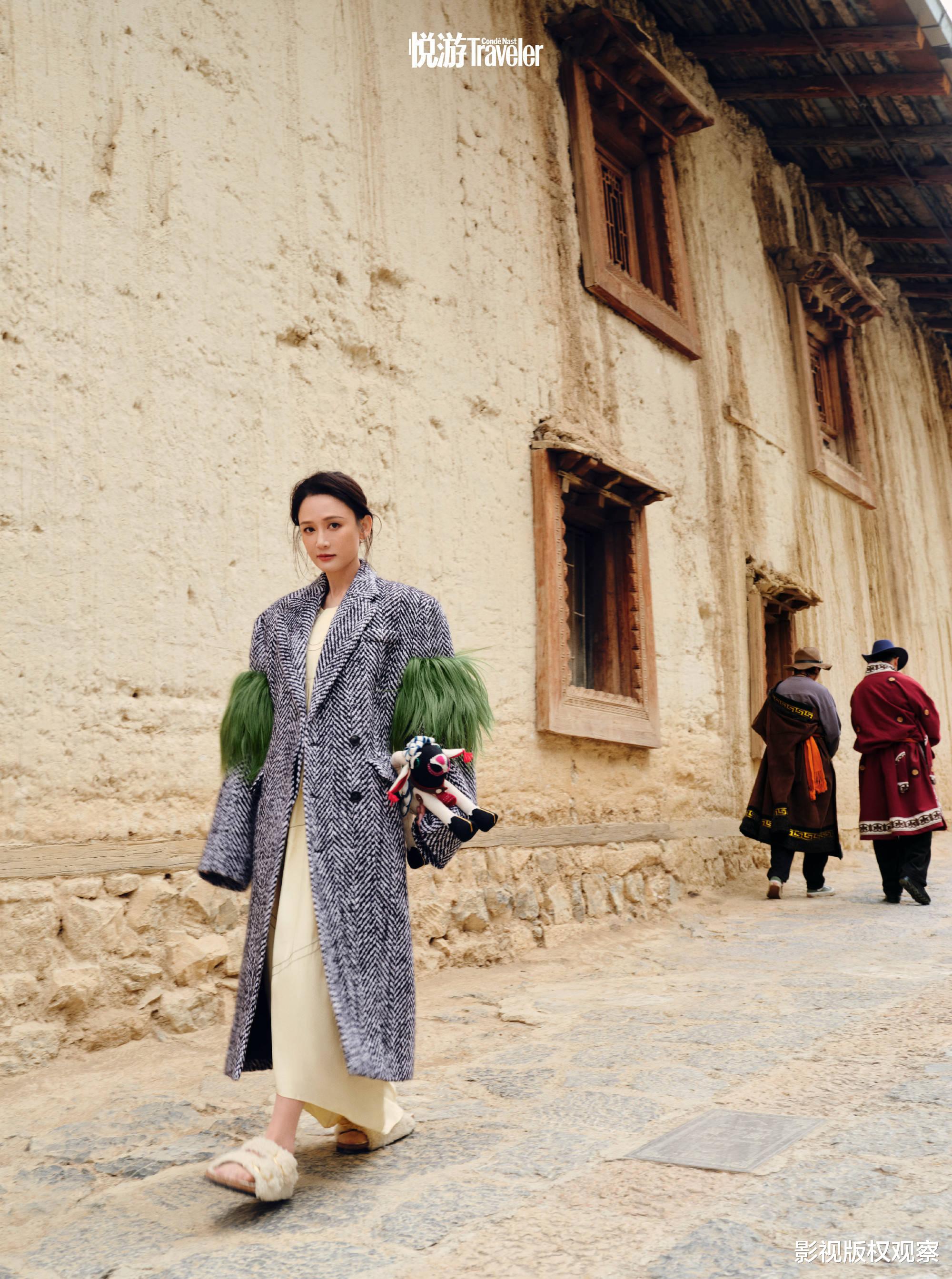 香格里拉|隐身两年,陈乔恩回归游月光城,18张美照唤起人们对旅游的渴望