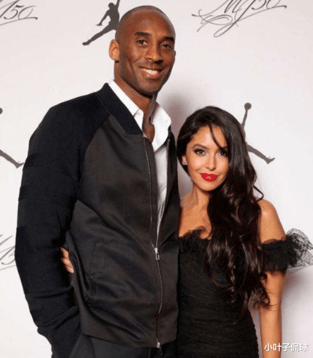 迪士尼|瓦妮莎带女儿游迪士尼，40岁科嫂明显瘦了，身材不输卡戴珊好美