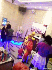 彩礼|“谈了6年的女友,丈母娘开口就要30多万彩礼”感觉我不配啊