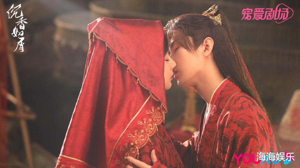 沉香如屑|《沉香如屑》首播成黑马，剧情精彩看点十足，男女主CP感十足