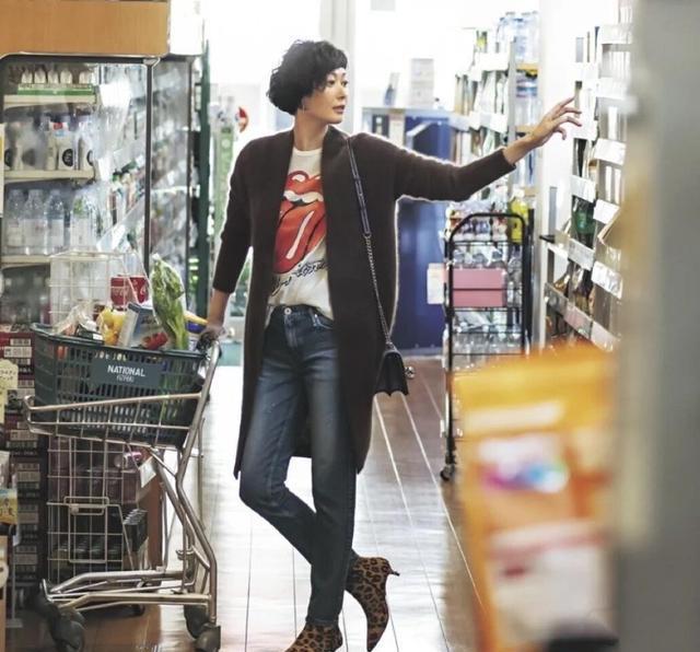 酸奶|中年女性精致的穿搭，让年龄沉迷，她的风格值得大家学习