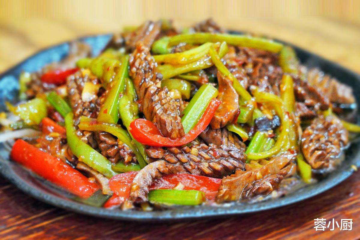 骨质疏松|阳气弱,百病生,建议男人:入秋后多吃4种“伏阳菜”,有益健康