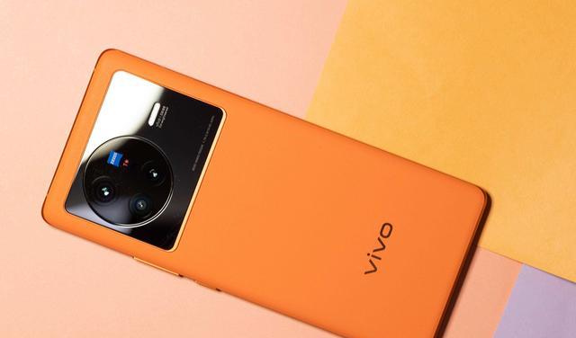 iphone13|从iPhone13换到vivoX80,重度使用两个月后,有些话不吐不快